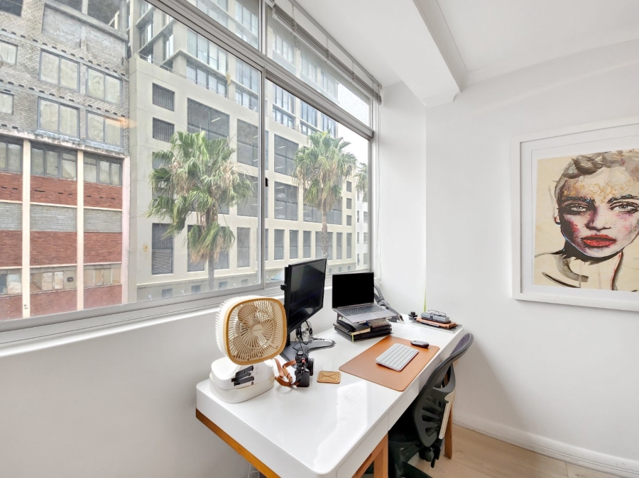 2 Bedroom Property for Sale in Cape Town City Centre Western Cape